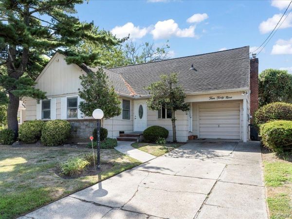 449 Argyle Road, Cedarhurst, NY 11516