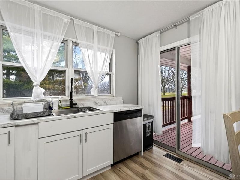 4432 Renwood Drive, Beavercreek, OH 45429 Photo 10