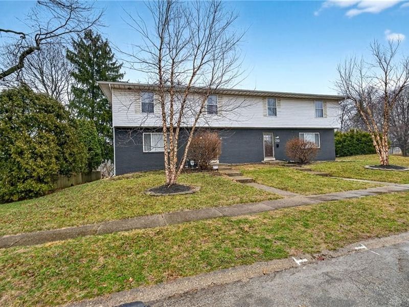 4432 Renwood Drive, Beavercreek, OH 45429 Photo 2