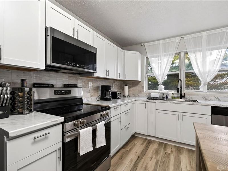 4432 Renwood Drive, Beavercreek, OH 45429 Photo 9