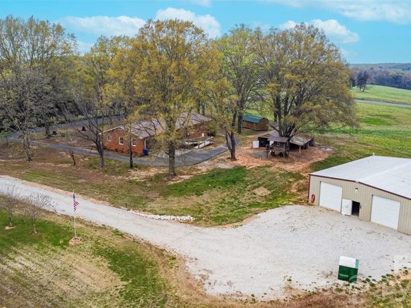 1524 Old Lawyers Road, Marshville, NC 28103