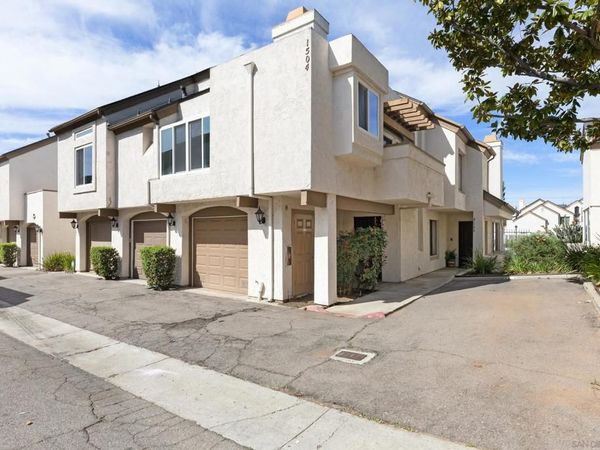 1504 Granite Hills Dr, Unit A, El Cajon, CA 92019