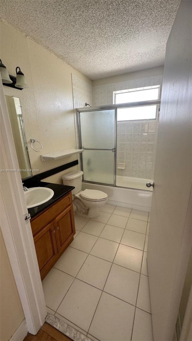 2441 SW 31st Ave , Unit 303, Miami, FL 33145 Photo