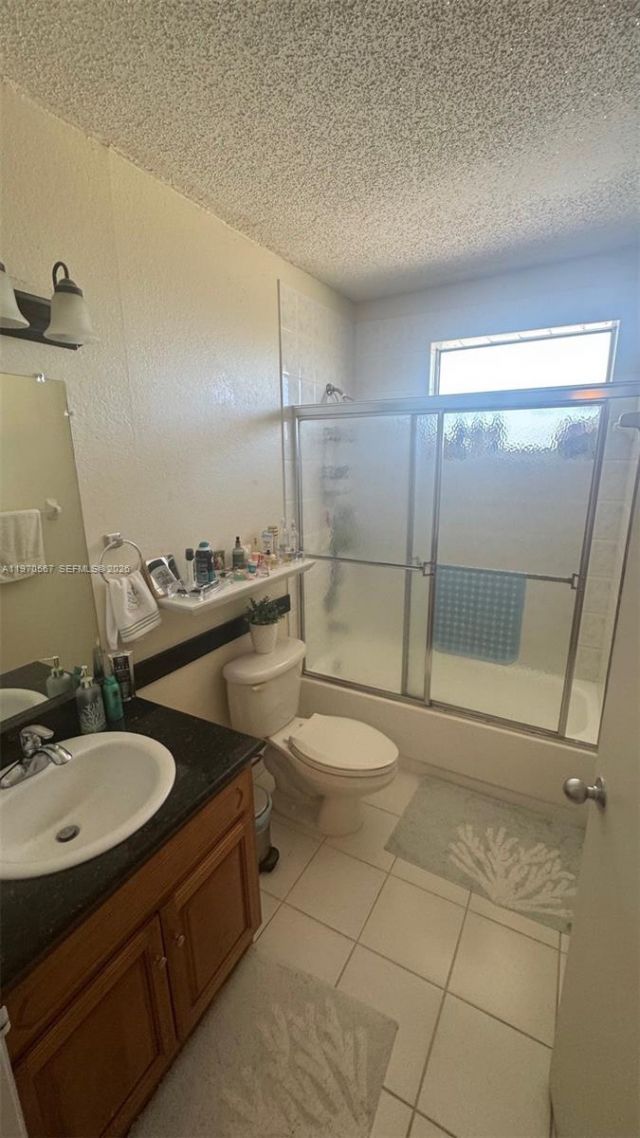 2441 SW 31st Ave , Unit 303, Miami, FL 33145 Photo