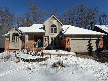 6301 Mission Drive , West Bloomfield Twp, MI 48324