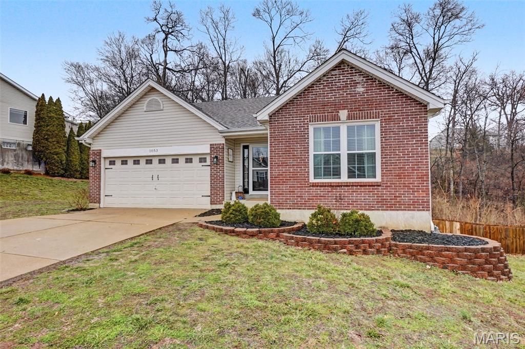 1053 Big Sky Drive, Fenton, MO 63026 Main Photo