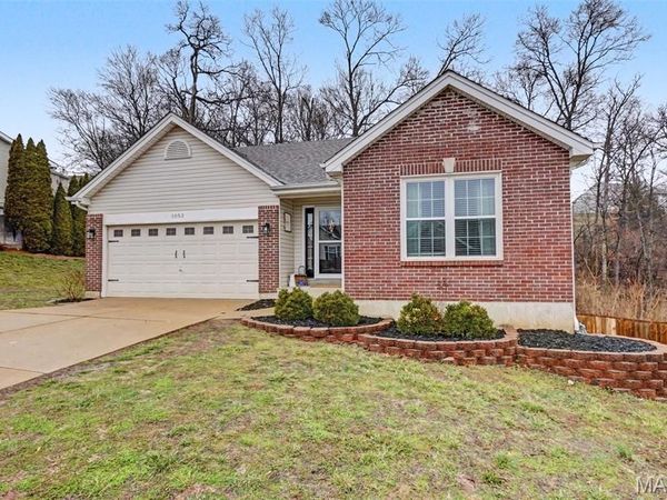 1053 Big Sky Drive, Fenton, MO 63026