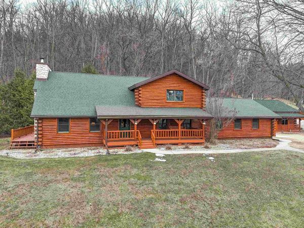 8986 Waterford Street, Sauk City, WI 53583