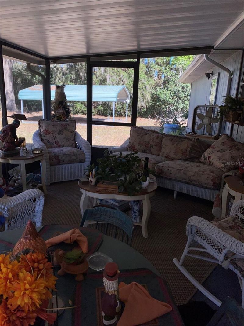 1050 Cr 482d , Lake Panasoffkee, FL 33538 Photo