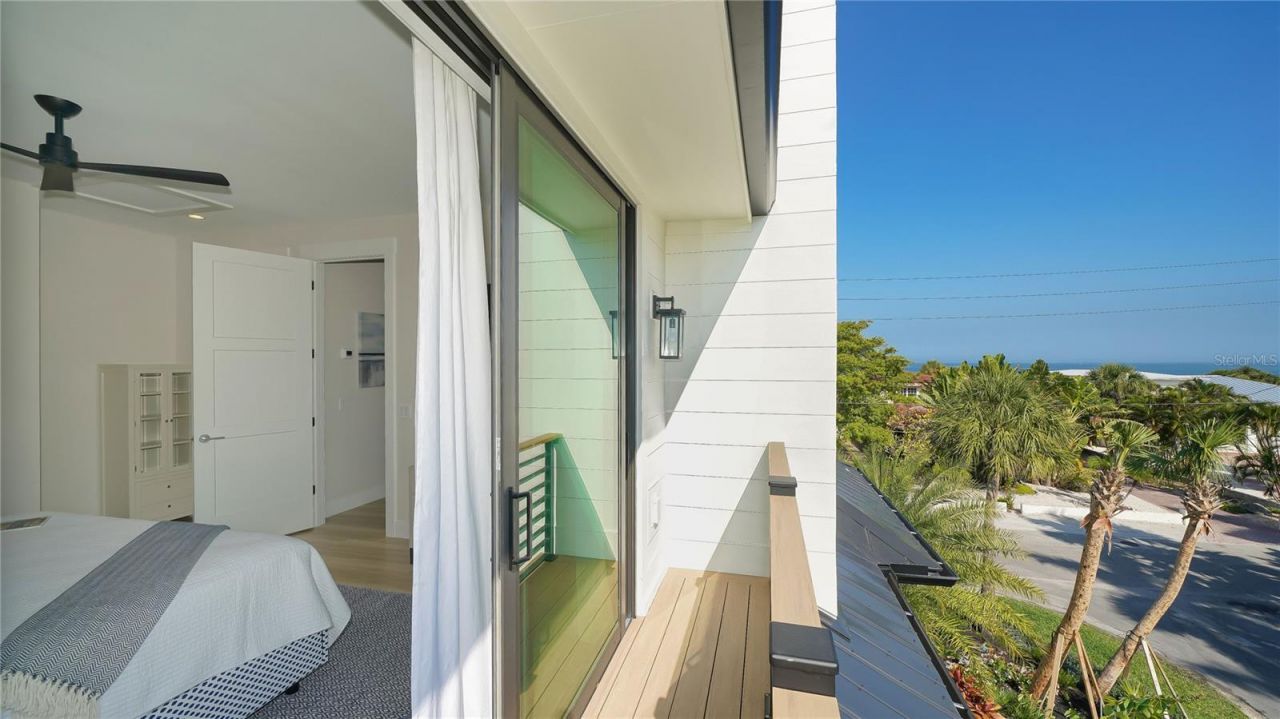 307 62nd Street, Holmes Beach, FL 34217 Photo