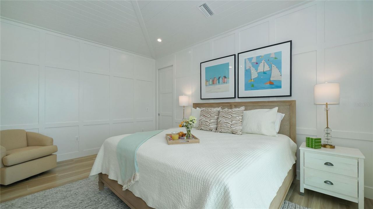 307 62nd Street, Holmes Beach, FL 34217 Photo