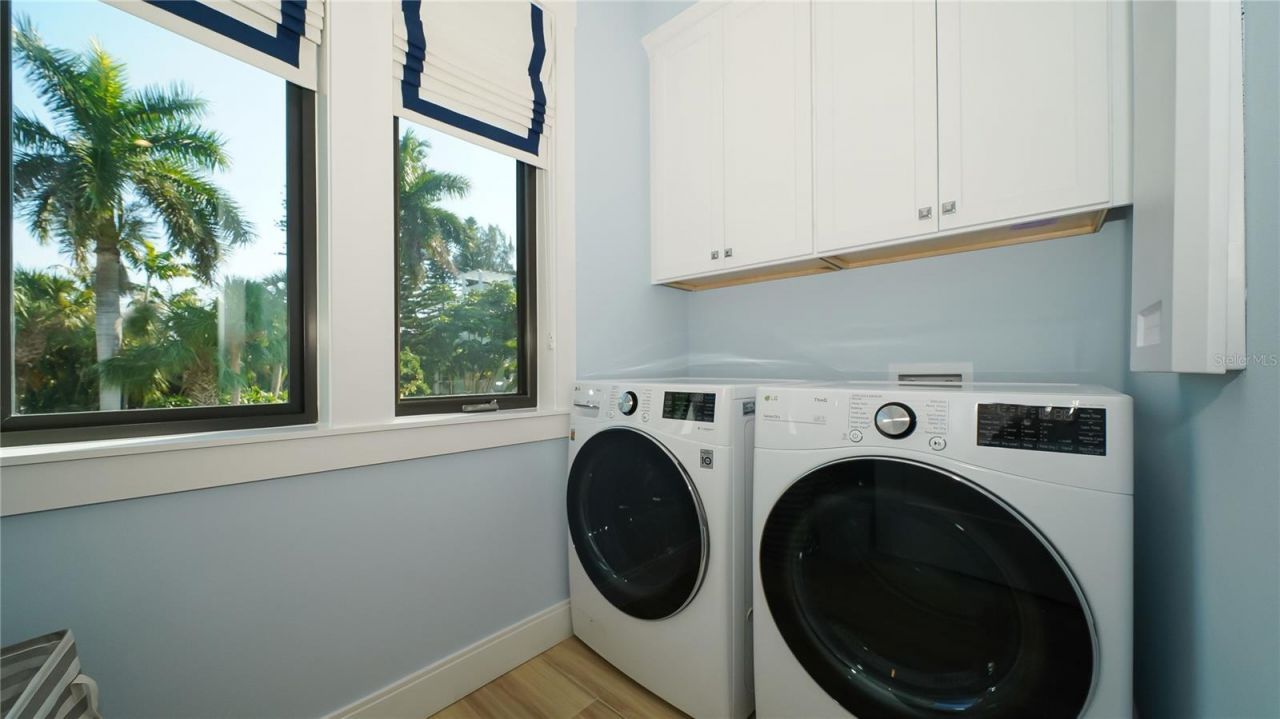 307 62nd Street, Holmes Beach, FL 34217 Photo