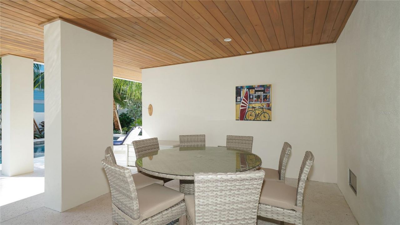 307 62nd Street, Holmes Beach, FL 34217 Photo