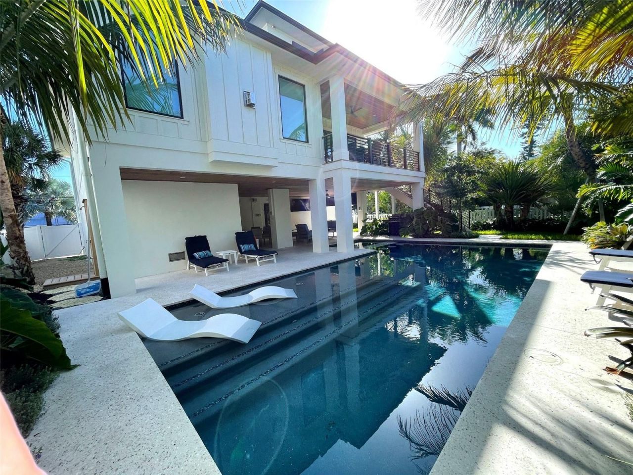 307 62nd Street , Holmes Beach, FL 34217 Photo