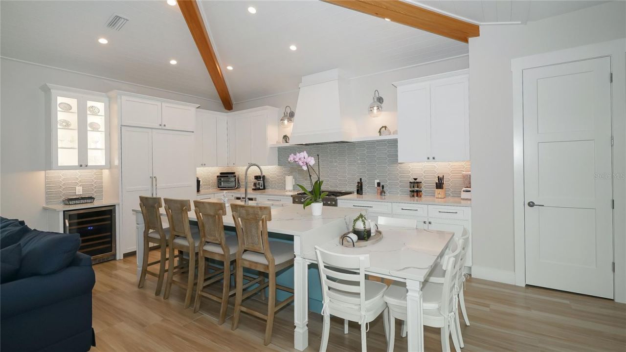 307 62nd Street, Holmes Beach, FL 34217 Photo