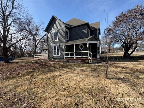 801 W BROADWAY Street, Plattsburg, MO 64477