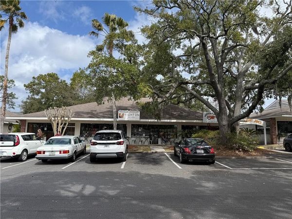 220 - 223 Redfern Village Drive, St. Simons Island, GA 31522