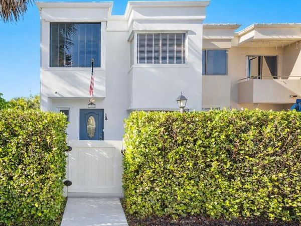 12702 Peconic Court, Wellington, FL 33414