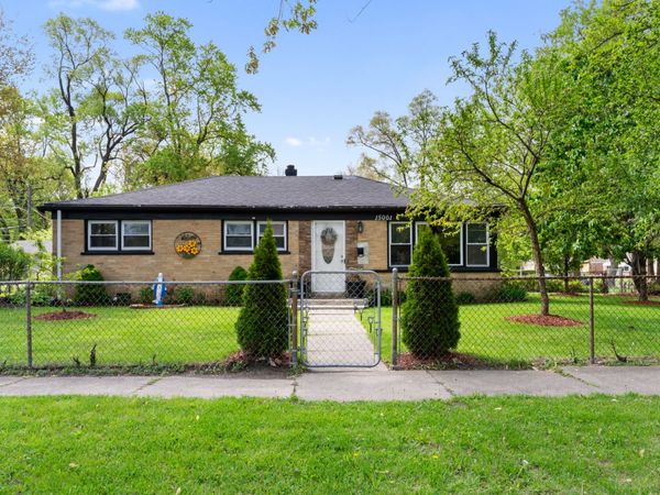 15001 Western Avenue , Harvey, IL 60426