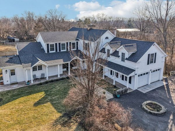 708 S Rose Farm Road , Woodstock, IL 60098