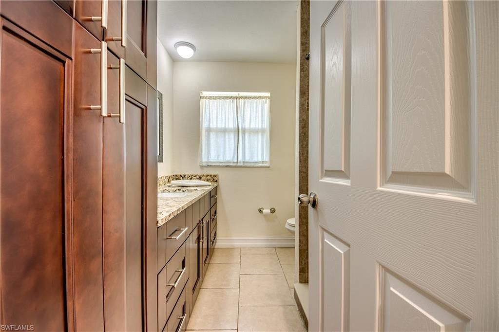 4156 Country Club Blvd Se, Cape Coral, FL 33904 Photo