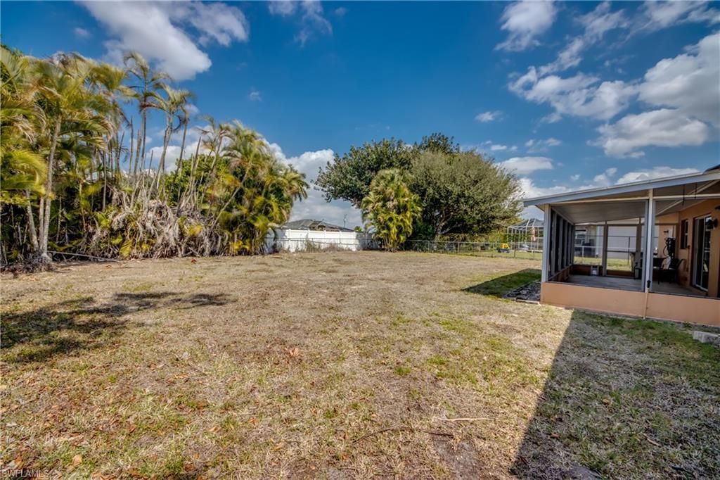 4156 Country Club Blvd Se, Cape Coral, FL 33904 Photo