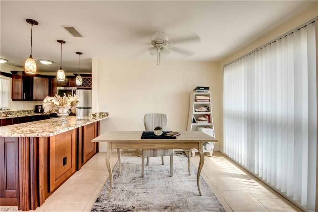 4156 Country Club Blvd Se, Cape Coral, FL 33904 Photo