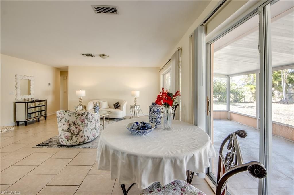 4156 Country Club Blvd Se, Cape Coral, FL 33904 Photo