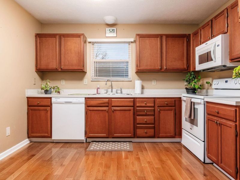 605 Thistle Drive, Delaware, OH 43015 Photo 11