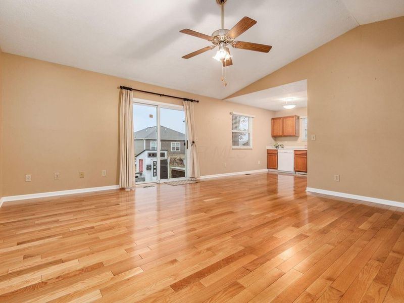 605 Thistle Drive, Delaware, OH 43015 Photo 8