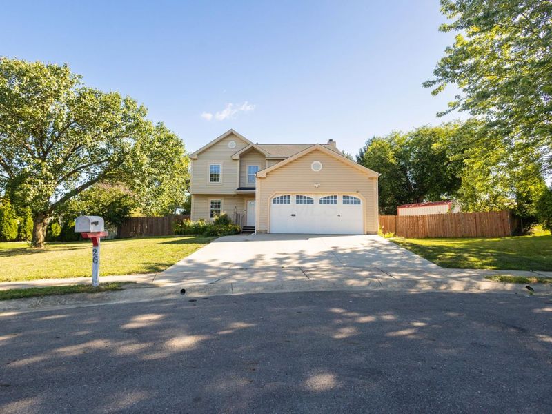 26 E Woodfield Drive , Etna, OH 43062 Photo 1