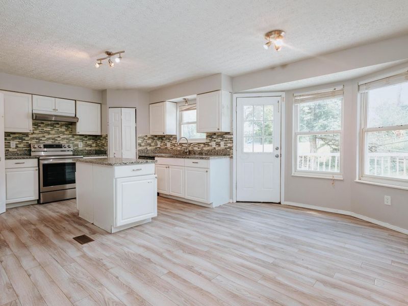 26 E Woodfield Drive , Etna, OH 43062 Photo 13