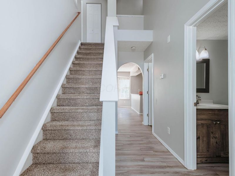 26 E Woodfield Drive , Etna, OH 43062 Photo 7