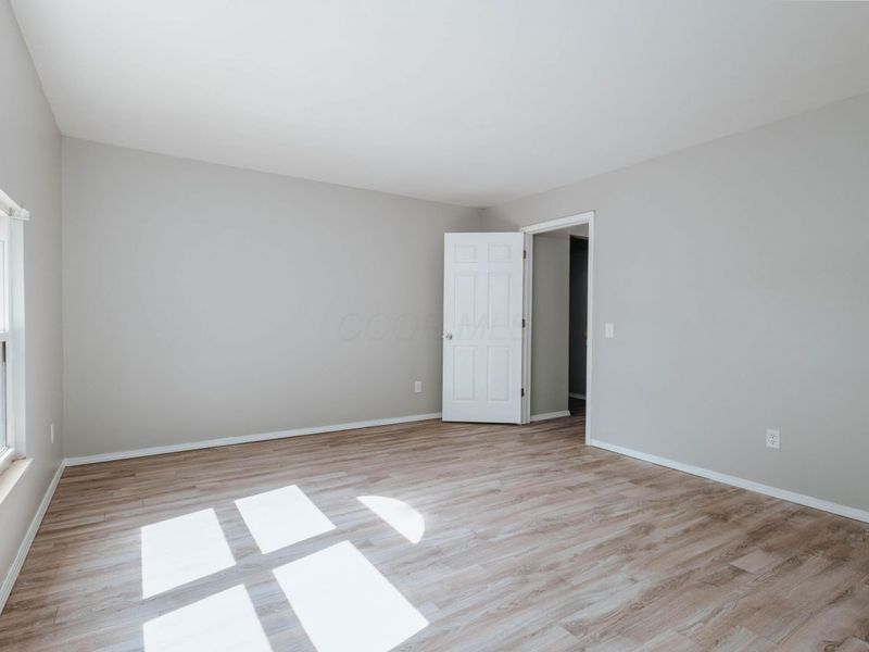 26 E Woodfield Drive , Etna, OH 43062 Photo 9