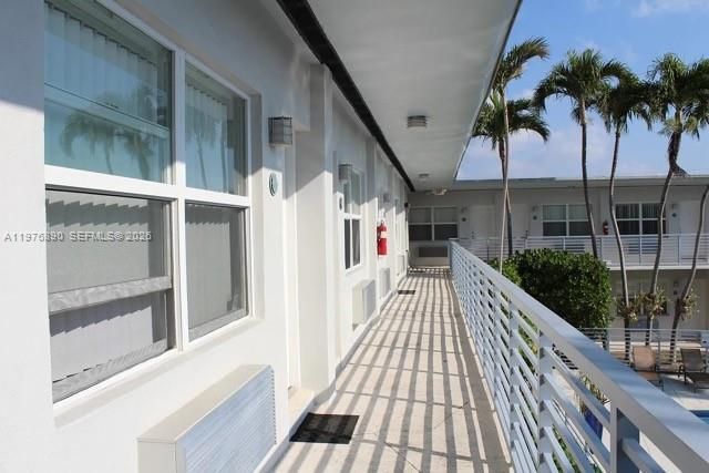 8000 NE Bayshore Ct , Unit 102, Miami, FL 33138 Photo