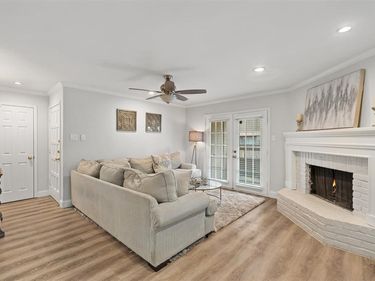 5200 Martel Avenue, Unit 6D, Dallas, TX 75206