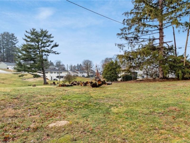 3145 Winding Way , Zanesville, OH 43701 Photo 2