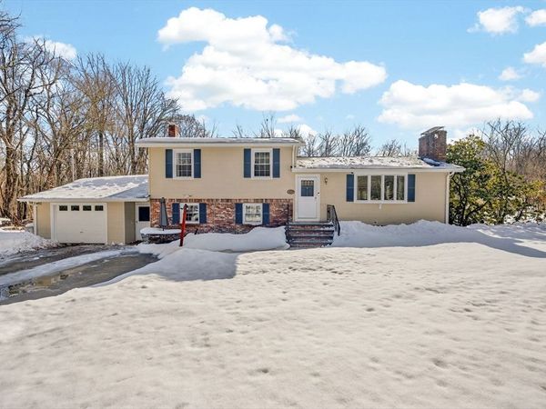 197 Chestnut St, Rehoboth, MA 02769