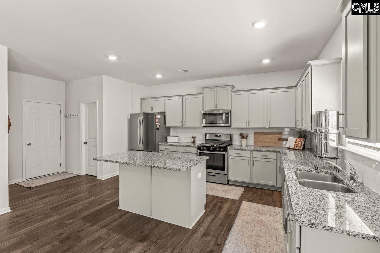 446 Stone Hollow Drive Photo 16