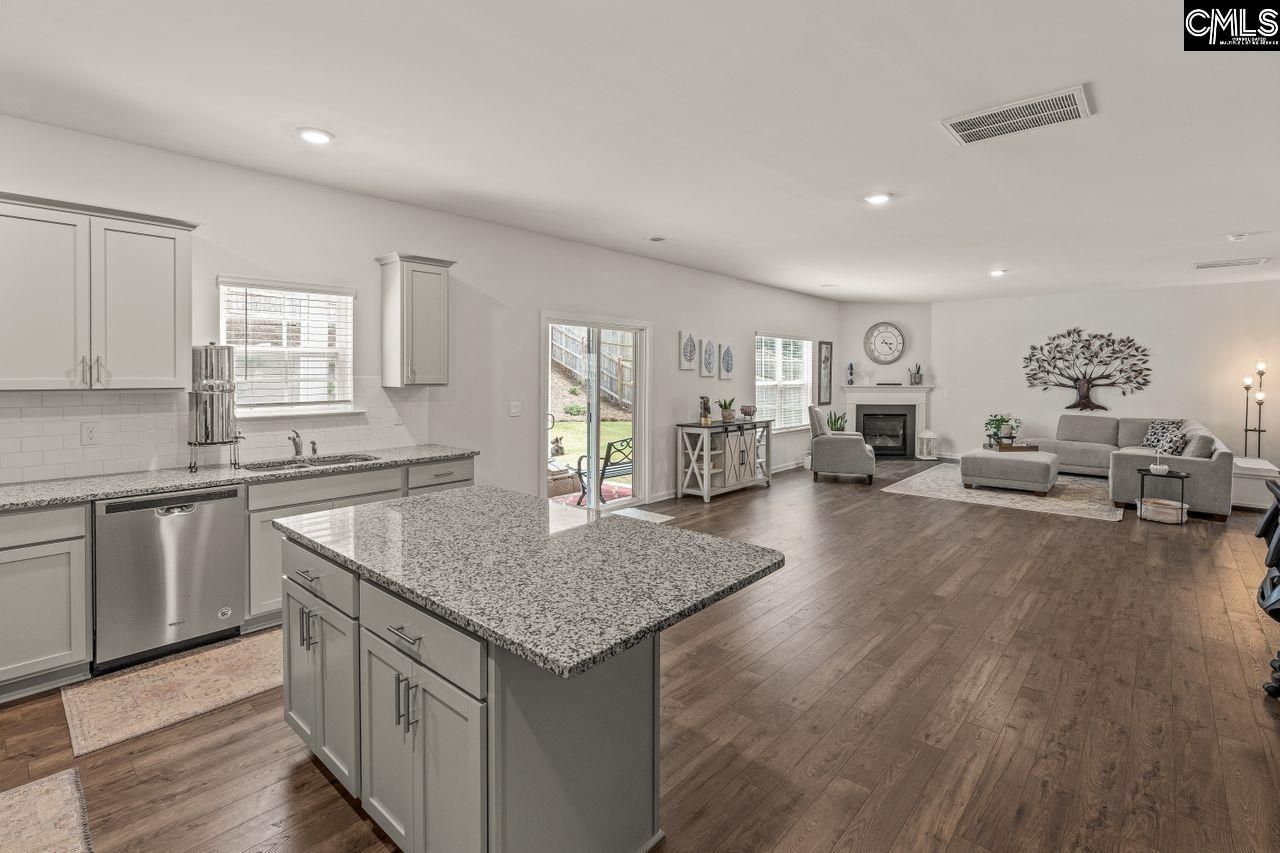 446 Stone Hollow Drive  Photo 18