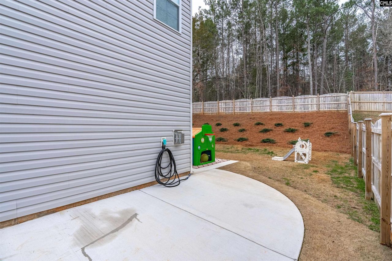 446 Stone Hollow Drive  Photo 44