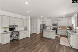 446 Stone Hollow Drive photo 4