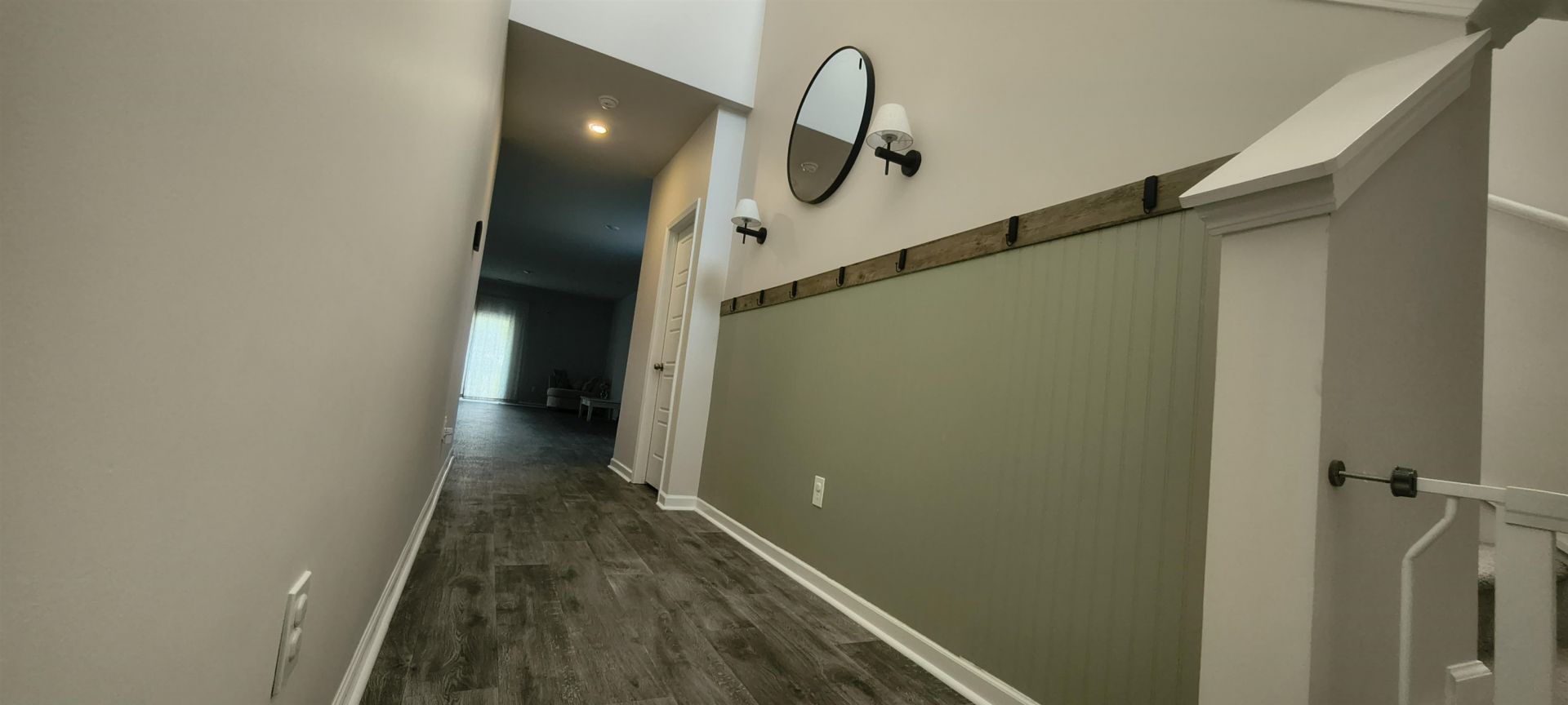 224 Saddle St Photo 12