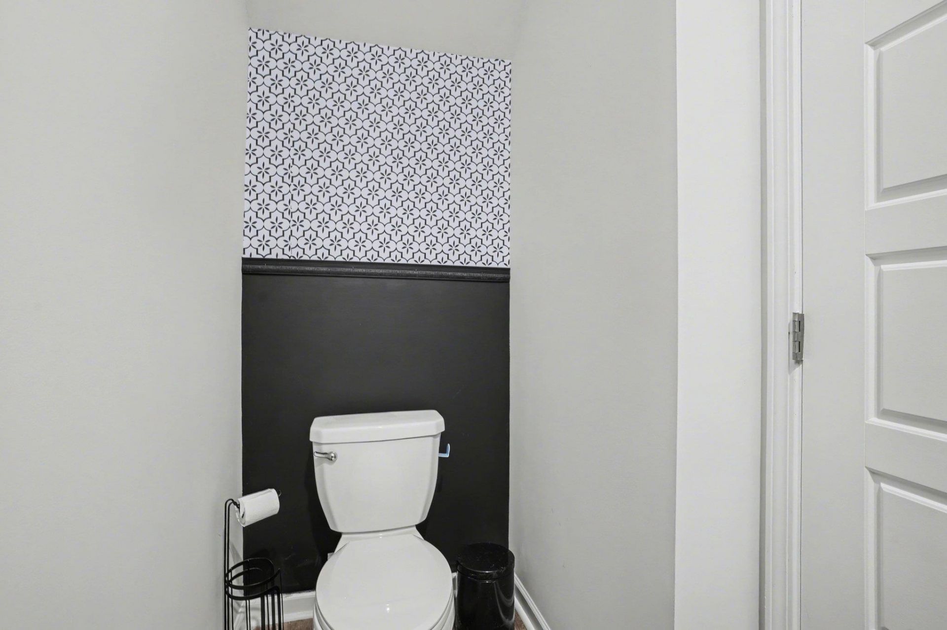 224 Saddle St Photo 28