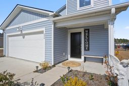 224 Saddle St photo 4