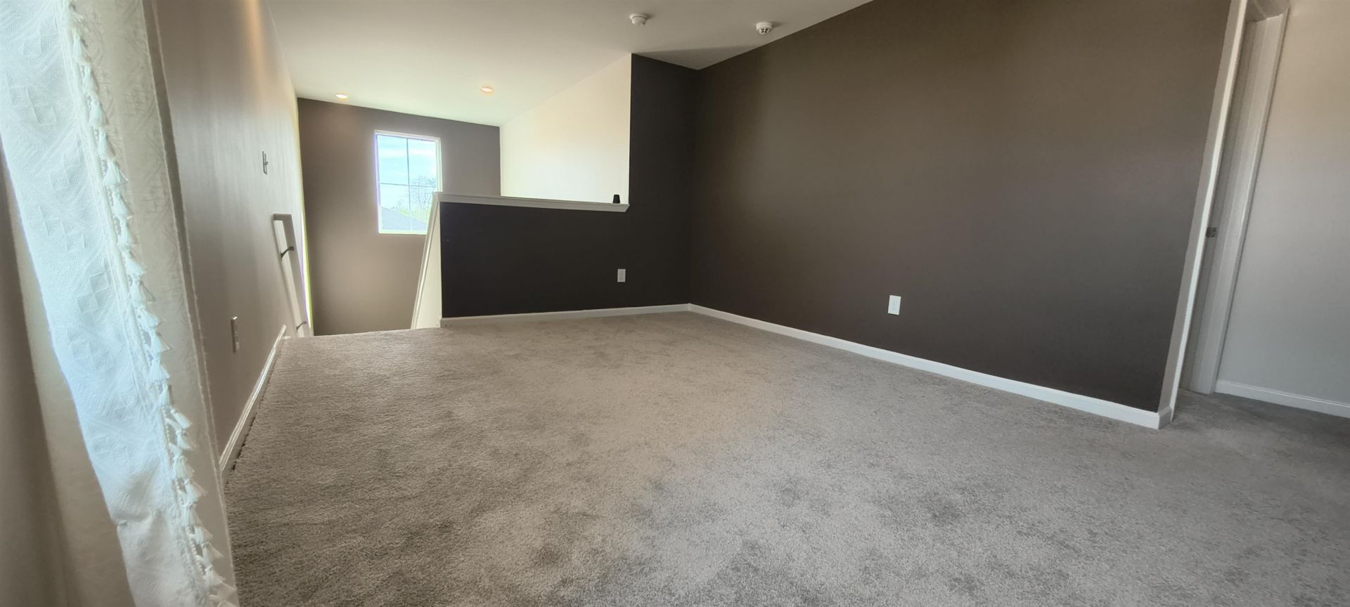 224 Saddle St Photo 42