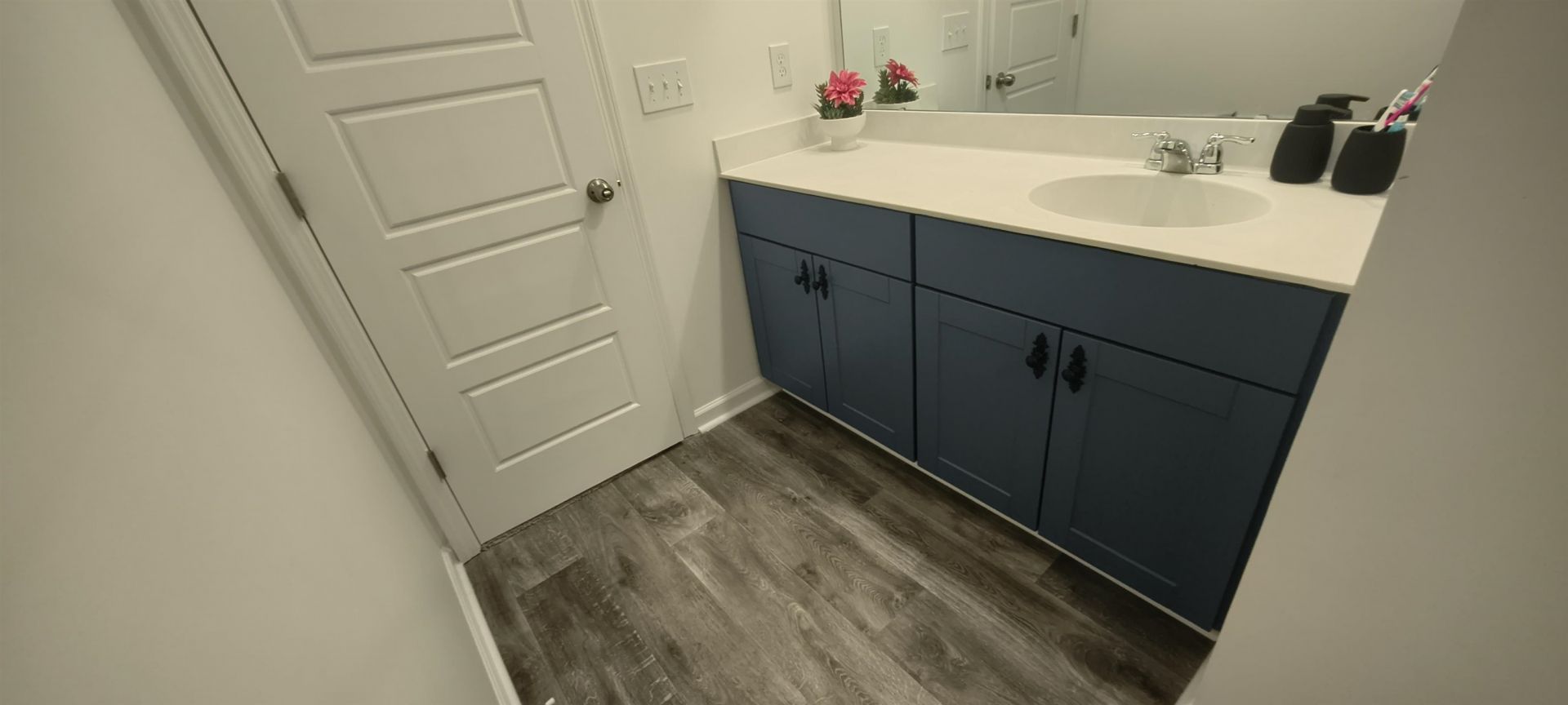 224 Saddle St Photo 58