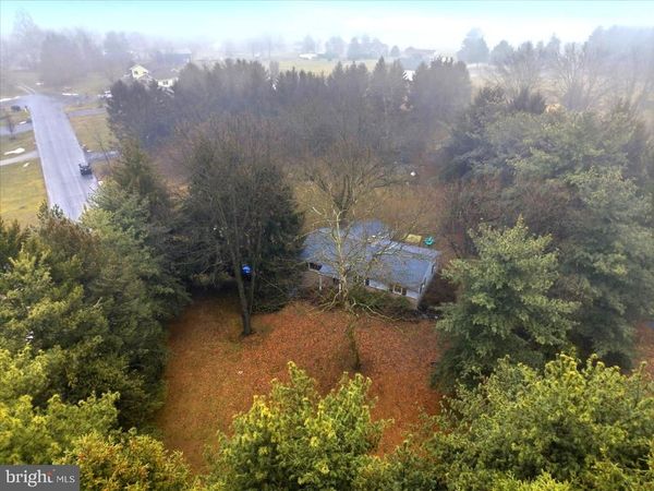 15 CATALINA DRIVE, MOUNT WOLF, PA 17347