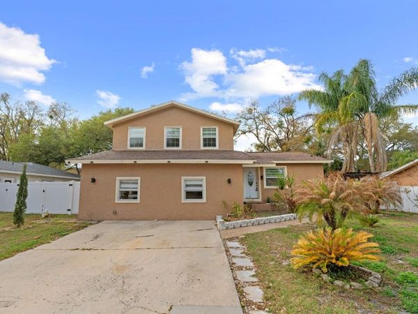3210 ACAPULCO DRIVE , RIVERVIEW, FL 33578