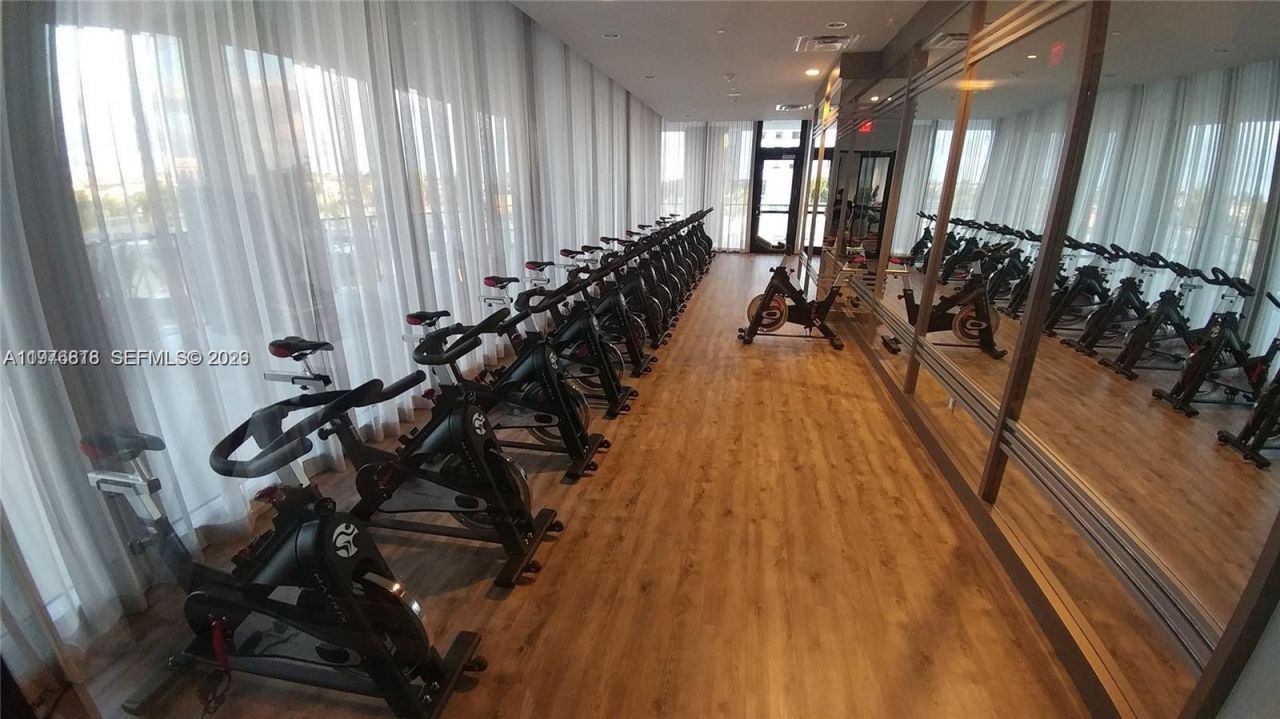 5300 Paseo Blvd , Unit 1603, Doral, FL 33166 Photo